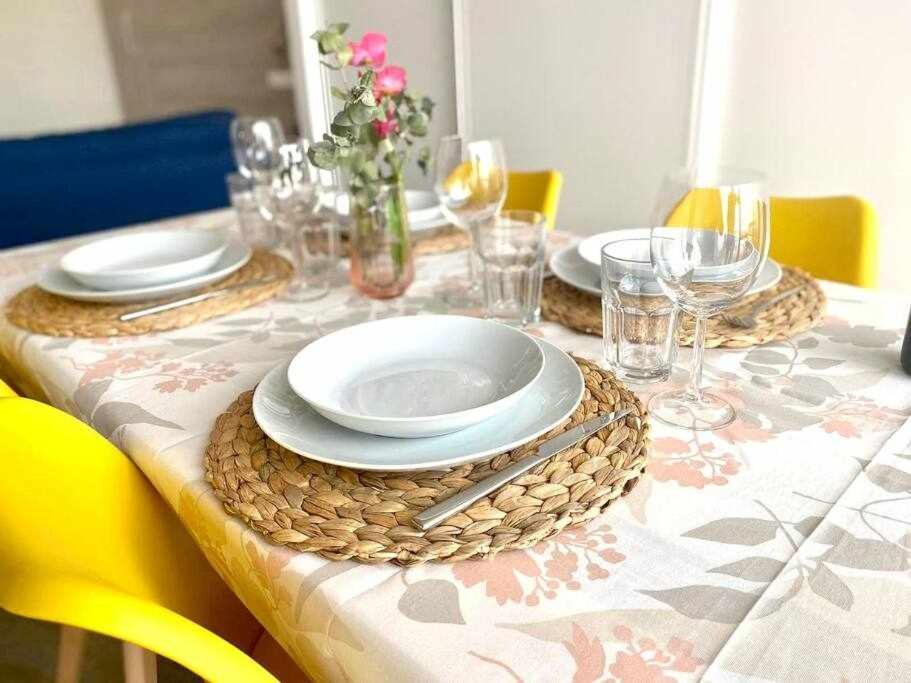 Apartamento Antonio By Solymar Holiday Torre Del Mar Luaran gambar