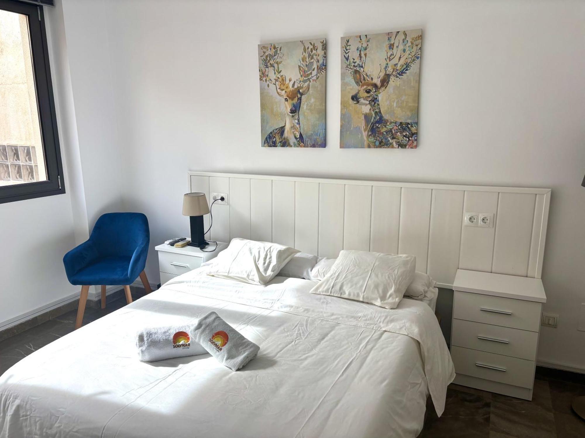 Apartamento Antonio By Solymar Holiday Torre Del Mar Luaran gambar